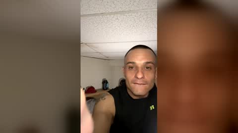 dave875126 online show from February 15, 2026, 5:26 am