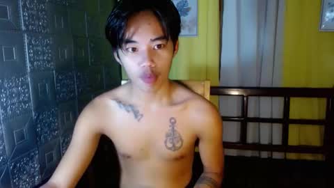 Snapshot of dave_boyyy chatting on November 4, 2025, 8:57 am dave_boyyy online show from November 4, 2025, 8:57 am