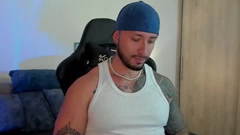 DAVE MAX online show from November 4, 2025, 12:32 am