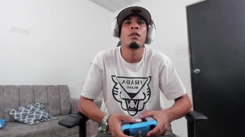 dave online show from October 3, 2025, 3:25 am