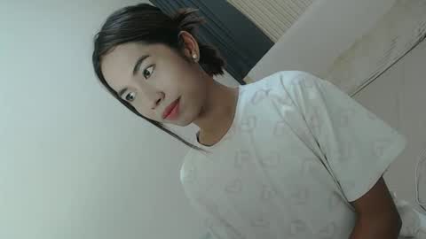 Snapshot of daveboyyy chatting on November 16, 2025, 9:26 am Scarlet thesexiest online show from November 16, 2025, 9:26 am