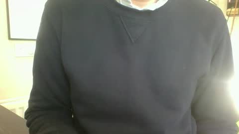 Snapshot of davesmth chatting on November 25, 2025, 11:43 am Davesmth online show from November 25, 2025, 11:43 am