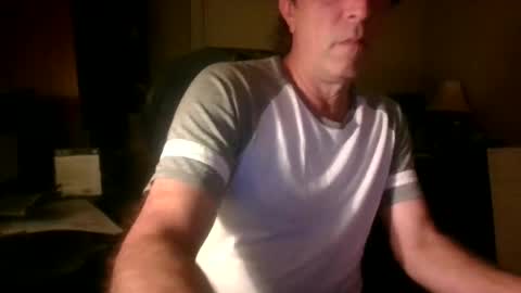 Snapshot of davethebooky chatting on July 23, 2026, 4:10 am Dave online show from July 23, 2026, 4:10 am