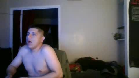 Snapshot of david089613 chatting on December 16, 2025, 5:01 am david089613 online show from December 16, 2025, 5:01 am