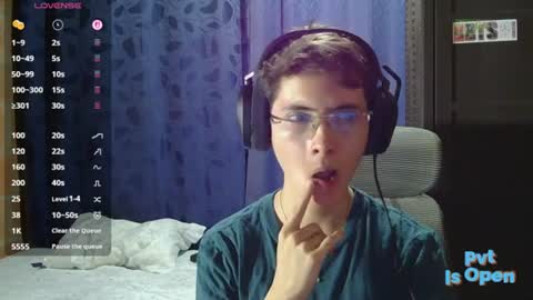 Snapshot of david_colombian chatting on June 28, 2026, 1:22 am ProgrammerBoy online show from June 28, 2026, 1:22 am