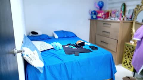 Snapshot of david_hot44 chatting on November 9, 2025, 6:12 am david_hot44 online show from November 9, 2025, 6:12 am