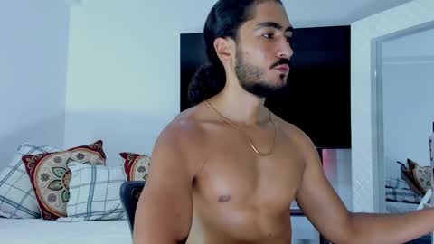 Snapshot of david_johnson372 chatting on February 3, 2026, 1:15 am Hey im David that loves to explore and speak their fantasies. Very open talktative and nice. Feel free to chat with me online show from February 3, 2026, 1:15 am