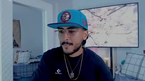 Snapshot of david_johnson372 chatting on March 18, 2026, 6:44 pm Hey im David that loves to explore and speak their fantasies. Very open talktative and nice. Feel free to chat with me online show from March 18, 2026, 6:44 pm