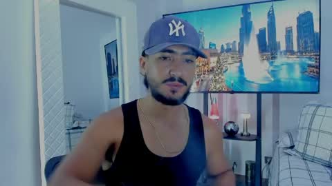 Snapshot of david_johnson372 chatting on April 11, 2026, 1:32 am Hey im David that loves to explore and speak their fantasies. Very open talktative and nice. Feel free to chat with me online show from April 11, 2026, 1:32 am