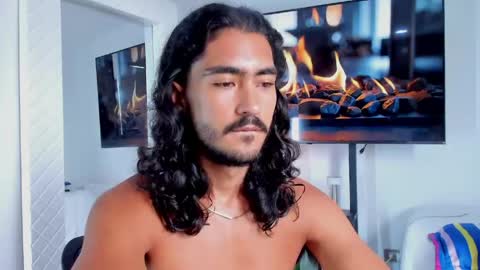 Snapshot of david_johnson372 chatting on June 2, 2026, 1:02 pm Hey im David that loves to explore and speak their fantasies. Very open talktative and nice. Feel free to chat with me online show from June 2, 2026, 1:02 pm