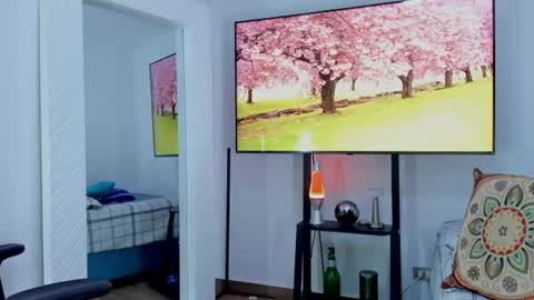Snapshot of david_johnson372 chatting on June 17, 2026, 10:39 am Hey im David that loves to explore and speak their fantasies. Very open talktative and nice. Feel free to chat with me online show from June 17, 2026, 10:39 am