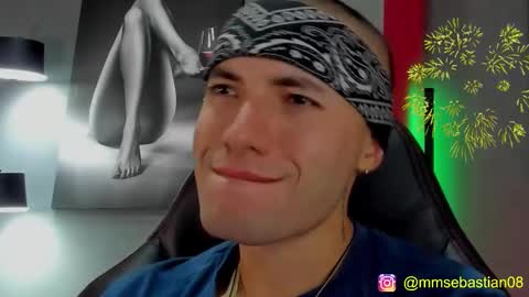 Snapshot of david_jons7 chatting on January 16, 2026, 12:25 am David Jons online show from January 16, 2026, 12:25 am