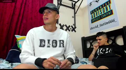 Snapshot of david_latin666_ chatting on January 21, 2025, 12:04 am David online show from January 21, 2025, 12:04 am