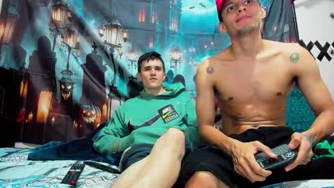 Snapshot of david_latin666_ chatting on November 4, 2025, 12:54 am David online show from November 4, 2025, 12:54 am