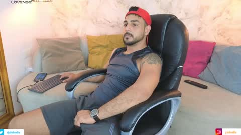 JF oliveira online show from January 17, 2025, 4:04 pm