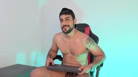 Snapshot of david_oliveira chatting on January 18, 2026, 10:02 pm JF oliveira online show from January 18, 2026, 10:02 pm