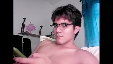 Snapshot of david_stuart07 chatting on December 2, 2024, 8:44 pm davidstuart online show from December 2, 2024, 8:44 pm