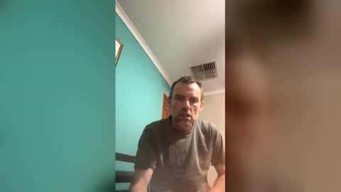 Snapshot of davidcam81outlook chatting on May 11, 2026, 12:33 pm Myway online show from May 11, 2026, 12:33 pm