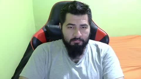 Snapshot of daviddelz chatting on January 11, 2026, 5:45 am David online show from January 11, 2026, 5:45 am