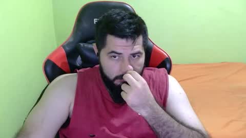 Snapshot of daviddelz chatting on February 16, 2026, 5:03 am David online show from February 16, 2026, 5:03 am