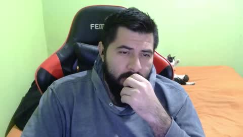 Snapshot of daviddelz chatting on February 22, 2026, 8:24 am David online show from February 22, 2026, 8:24 am