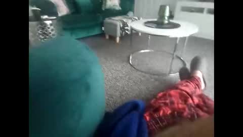 davidf75 online show from October 4, 2025, 7:39 am