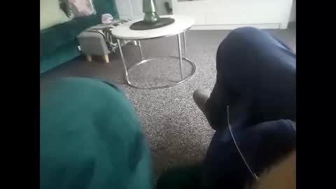 davidf75 online show from October 30, 2025, 9:22 am