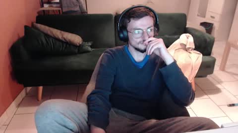 davidfoxfr online show from February 15, 2026, 6:48 pm