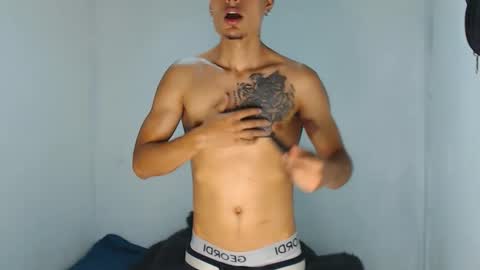 Snapshot of davidgalvis1 chatting on December 2, 2024, 8:00 pm David Galvis - independent model online show from December 2, 2024, 8:00 pm