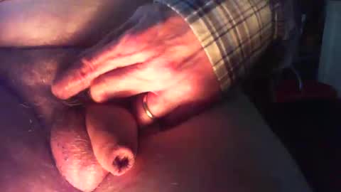 Snapshot of davidneedmore chatting on January 24, 2025, 3:34 pm davidneedmore online show from January 24, 2025, 3:34 pm