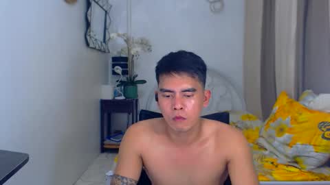Snapshot of davidrocero chatting on February 16, 2025, 6:54 am davidrocero online show from February 16, 2025, 6:54 am