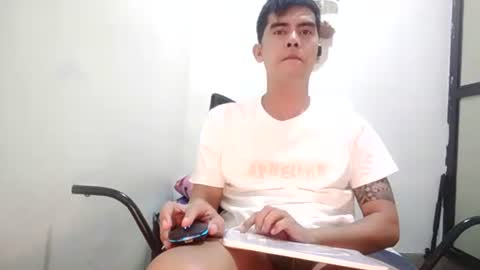 Snapshot of davidrocero chatting on March 3, 2025, 1:31 pm davidrocero online show from March 3, 2025, 1:31 pm