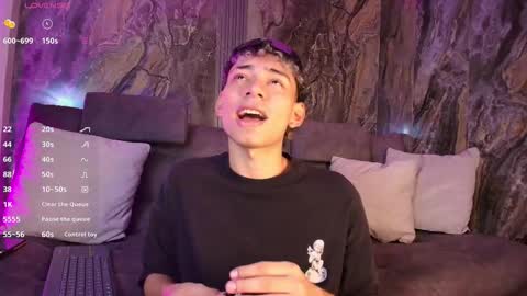 Snapshot of daviid_laid_ chatting on February 10, 2026, 8:02 pm David online show from February 10, 2026, 8:02 pm