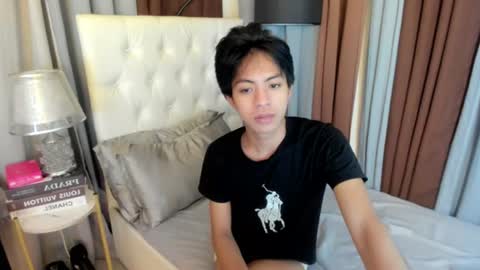 Snapshot of davincihugecock chatting on July 12, 2026, 6:10 pm daniel online show from July 12, 2026, 6:10 pm