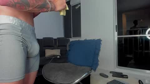 Snapshot of davis_alx chatting on December 24, 2024, 12:11 am davis instagram davis alx1 online show from December 24, 2024, 12:11 am