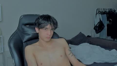 Snapshot of davisross chatting on December 28, 2024, 12:24 pm davis online show from December 28, 2024, 12:24 pm