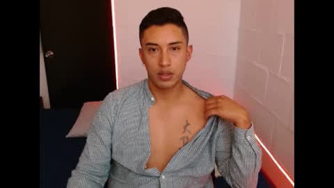 Snapshot of davixx258 chatting on February 3, 2025, 7:31 pm DS online show from February 3, 2025, 7:31 pm