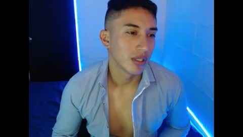 Snapshot of davixx258 chatting on February 22, 2025, 10:20 pm DS online show from February 22, 2025, 10:20 pm