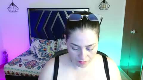dayanhank online show from October 10, 2025, 2:43 am