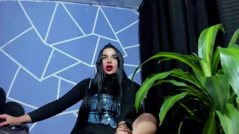 dayanporn online show from September 13, 2025, 2:44 am