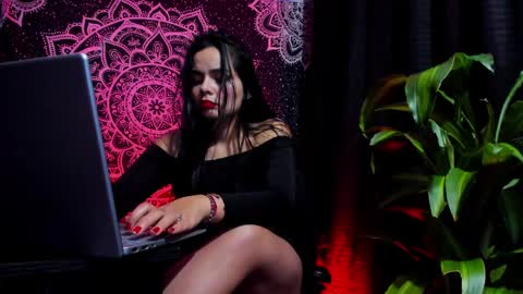 dayanporn online show from March 26, 2026, 5:24 am