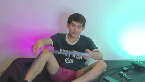 Snapshot of dayner_fox chatting on January 13, 2026, 6:40 am dayner_fox online show from January 13, 2026, 6:40 am