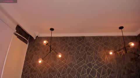 DAYRA ANGELS online show from December 1, 2025, 6:57 pm