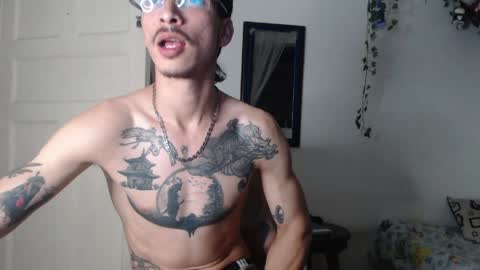 Snapshot of dazzayyy chatting on April 29, 2026, 2:04 am dazzayy online show from April 29, 2026, 2:04 am