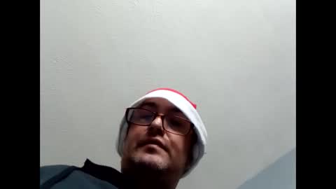 Snapshot of dazzill chatting on December 8, 2024, 1:58 pm Dazzill online show from December 8, 2024, 1:58 pm
