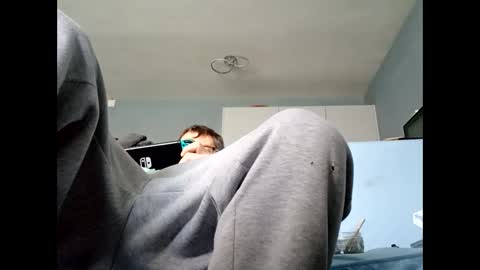 Snapshot of dazzill chatting on January 7, 2025, 12:52 pm Dazzill online show from January 7, 2025, 12:52 pm