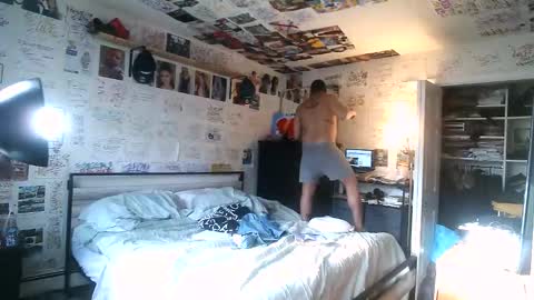 Snapshot of dbeamon92 chatting on March 11, 2026, 12:55 pm dbeamon92 online show from March 11, 2026, 12:55 pm