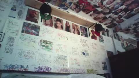 Snapshot of dbeamon92 chatting on April 5, 2026, 2:31 am dbeamon92 online show from April 5, 2026, 2:31 am