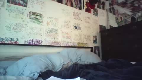 Snapshot of dbeamon92 chatting on April 8, 2026, 2:28 pm dbeamon92 online show from April 8, 2026, 2:28 pm