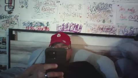 Snapshot of dbeamon92 chatting on April 12, 2026, 1:10 am dbeamon92 online show from April 12, 2026, 1:10 am